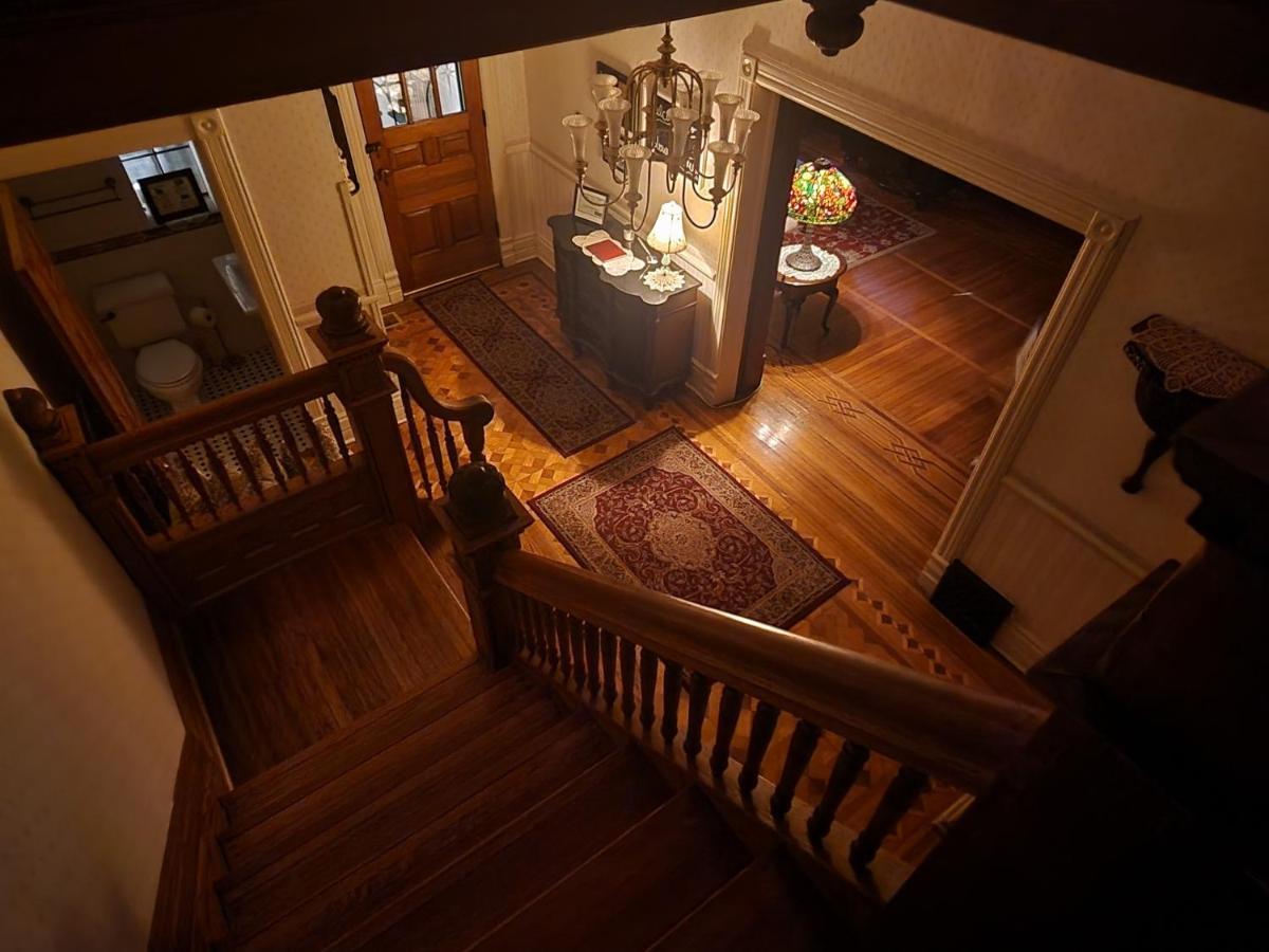 Downen House Bed & Breakfast Bed & Breakfast พัวโบล ภายนอก รูปภาพ